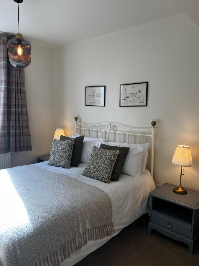 White Hart Bed & Breakfast Алтон Стая снимка