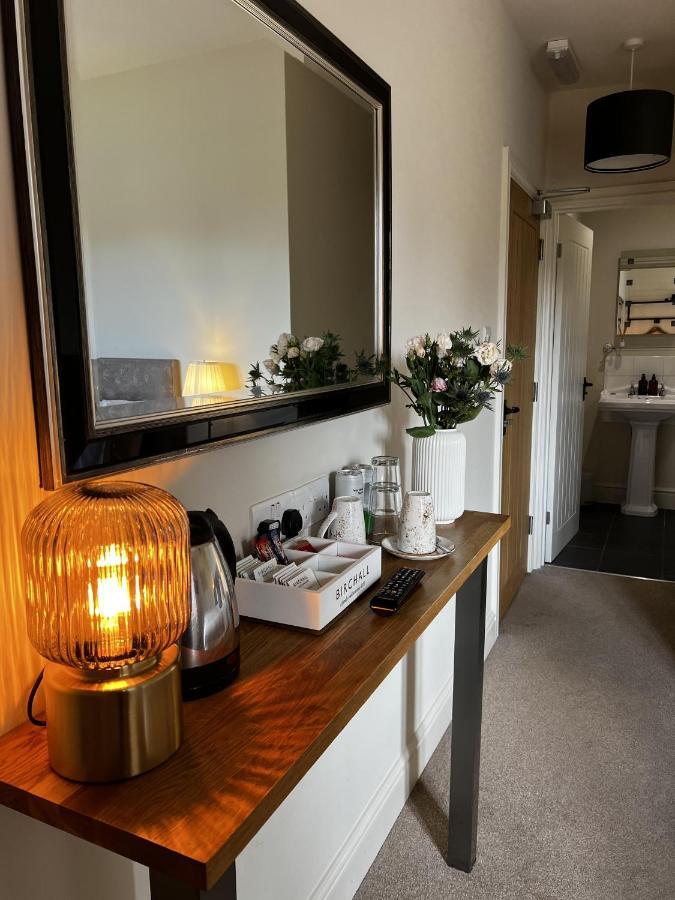 White Hart Bed & Breakfast Алтон Стая снимка