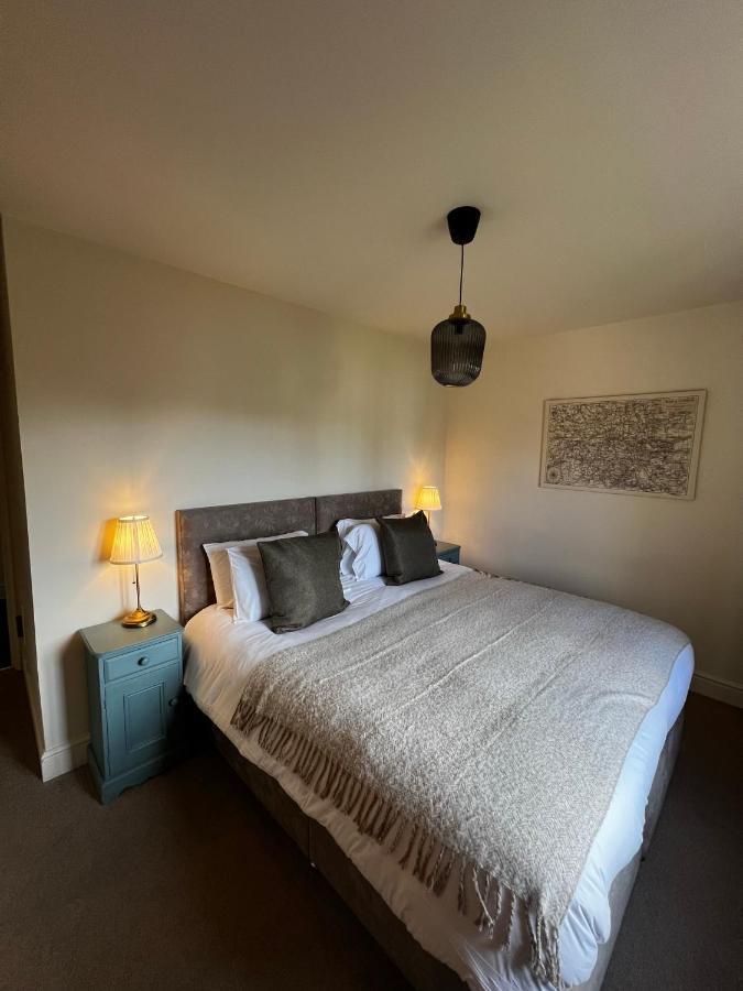 White Hart Bed & Breakfast Алтон Стая снимка
