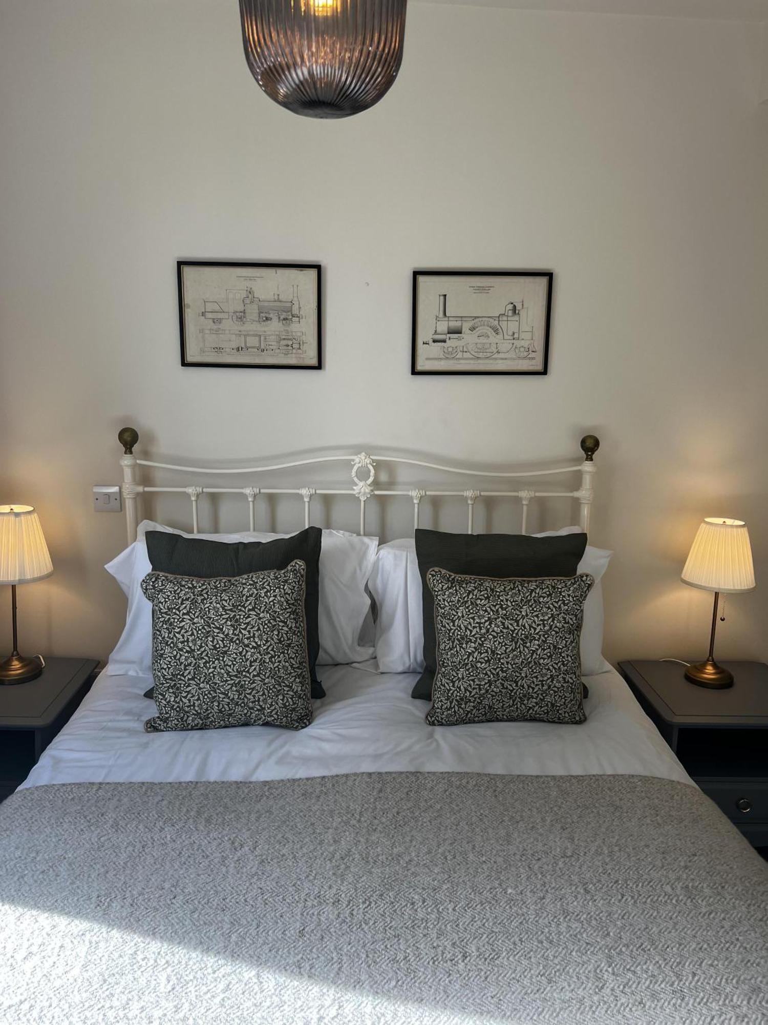 White Hart Bed & Breakfast Алтон Стая снимка